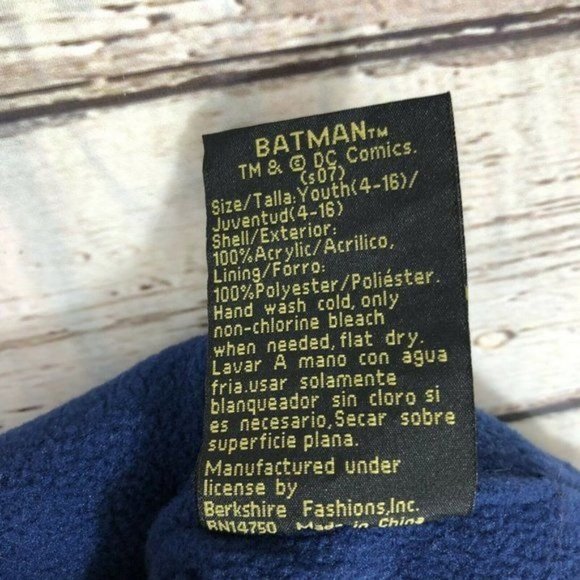 Batman Hat Beanie Cap - Youth 4-16 - Picture 4 of 6